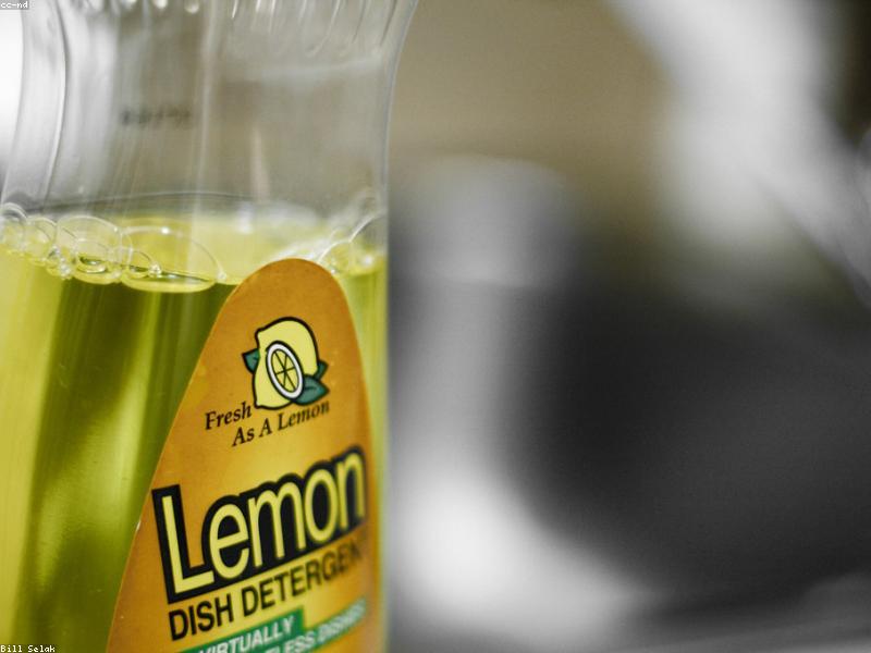 Pur jus, à base de concentré ou nectar : comment décrypter les étiquettes des jus de citron ?